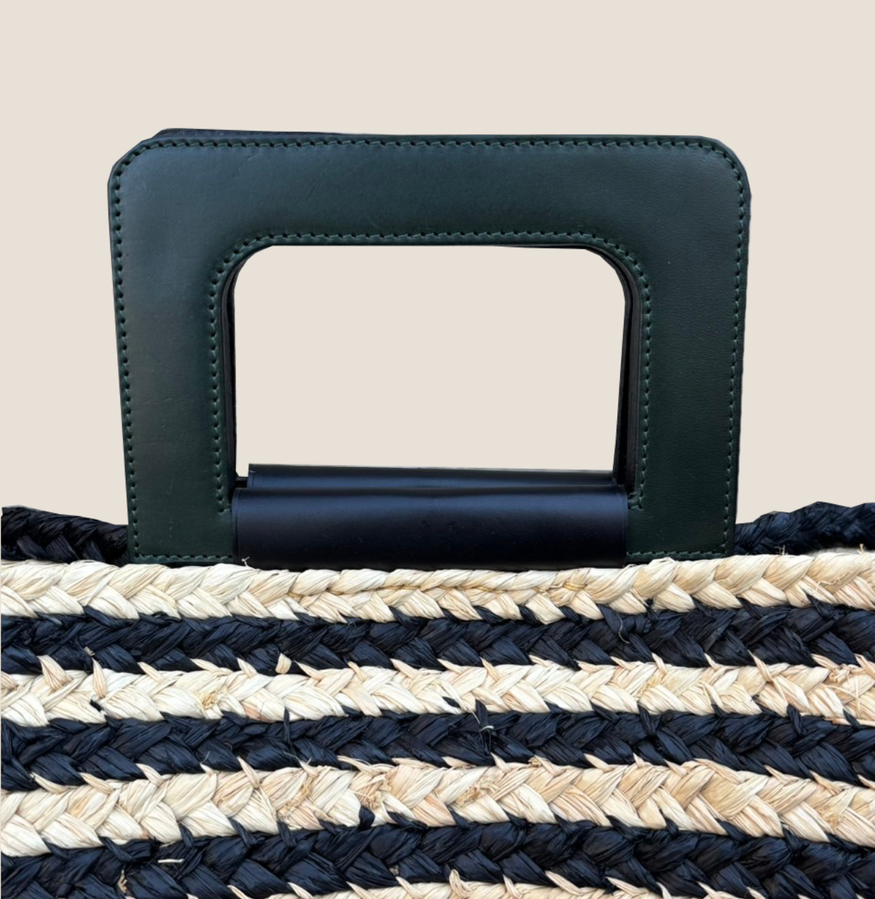 MADAGASCAR【BLACK x BORDEAUX】